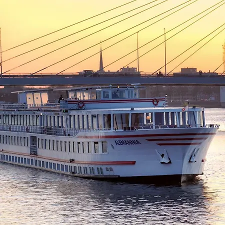 Fairtours Hotelschiff Alemannia*** Botel *
