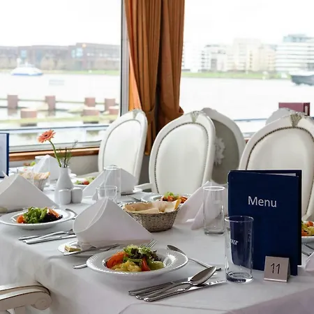 Botel Fairtours Hotelschiff Alemannia*** *