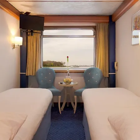 Botel Fairtours Hotelschiff Alemannia*** *